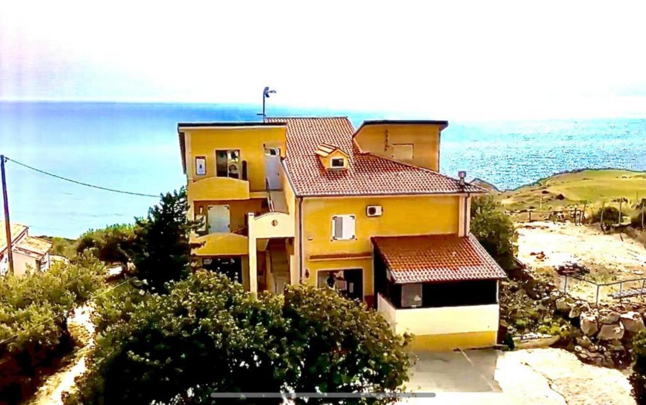 Bed and Breakfast La Collina Sul Mare Пальма-ди-Монтекьяро Экстерьер фото