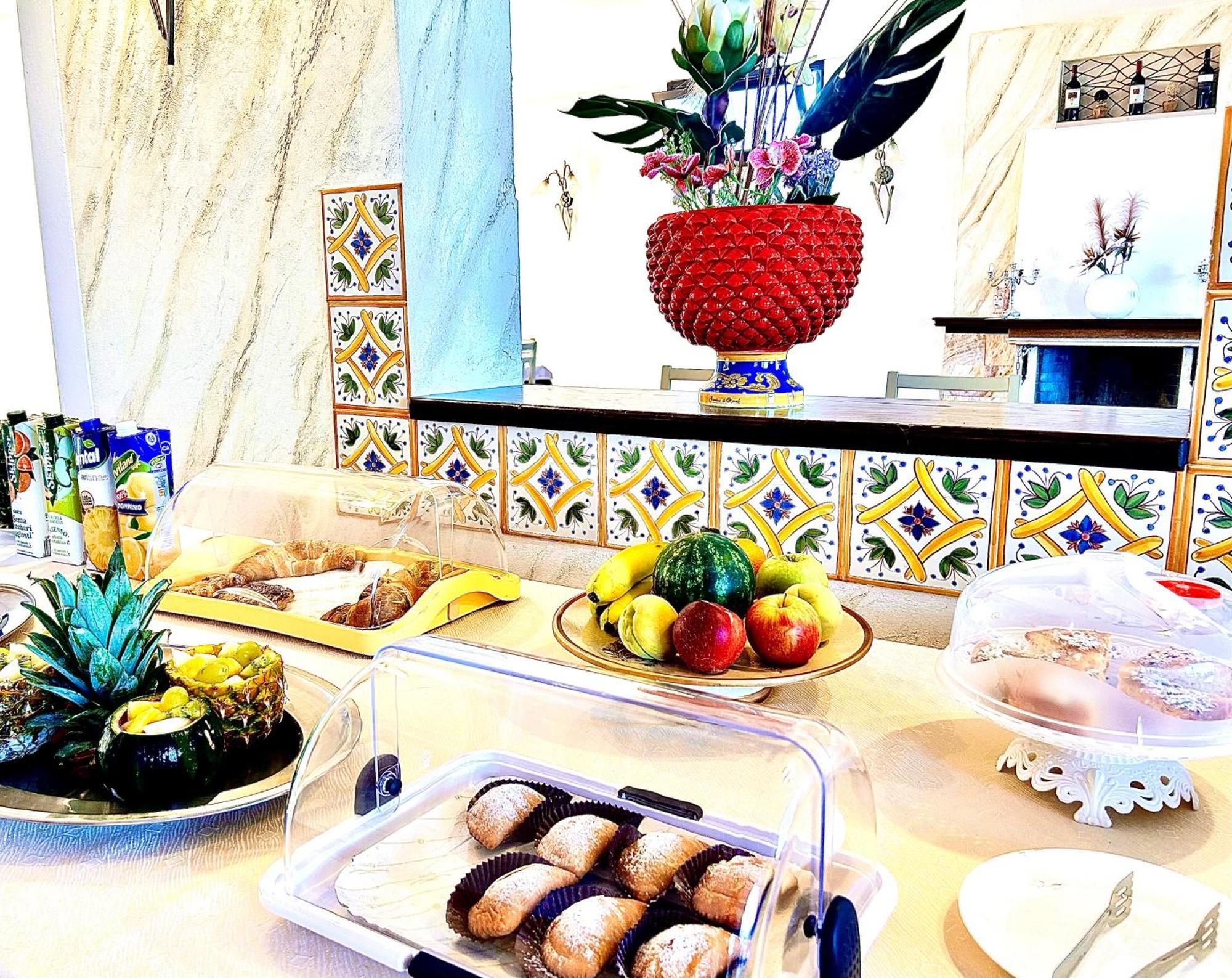 Bed and Breakfast La Collina Sul Mare Пальма-ди-Монтекьяро Экстерьер фото