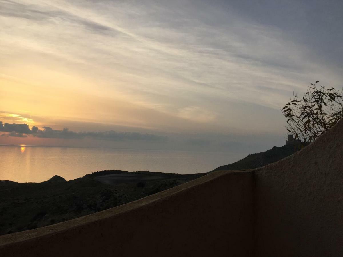 Bed and Breakfast La Collina Sul Mare Пальма-ди-Монтекьяро Экстерьер фото